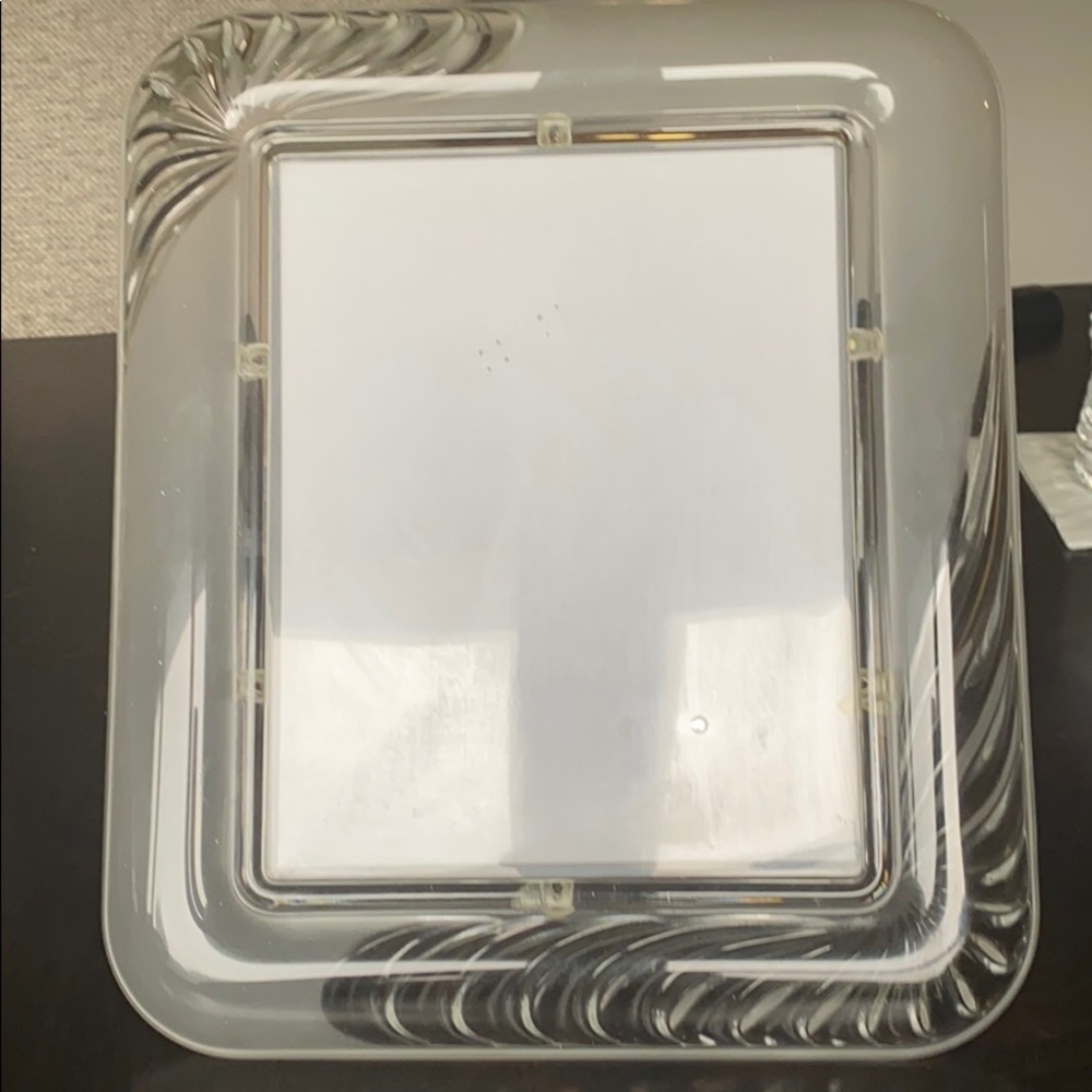 Mikasa 8x10 crystal frame